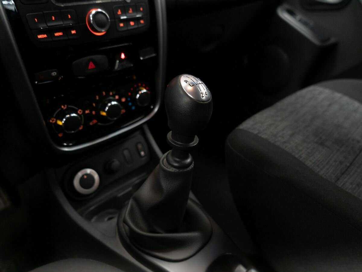 Renault Duster б/у, 2013, Механическая. Фото: #12