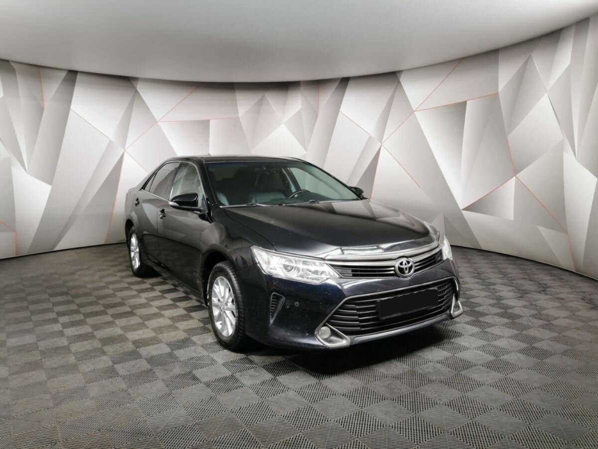 Toyota Camry б/у, 2017, Автоматическая. Фото: #2