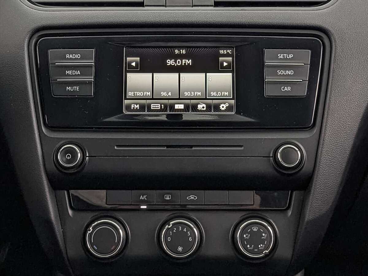 Skoda Octavia б/у, 2015, Механическая. Фото: #12