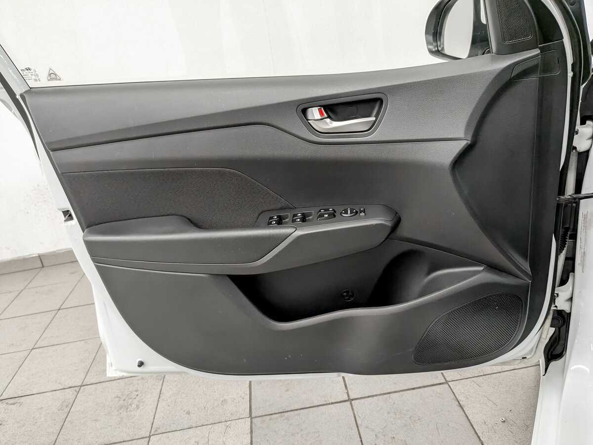 Hyundai Solaris б/у, 2019, Автоматическая. Фото: #16