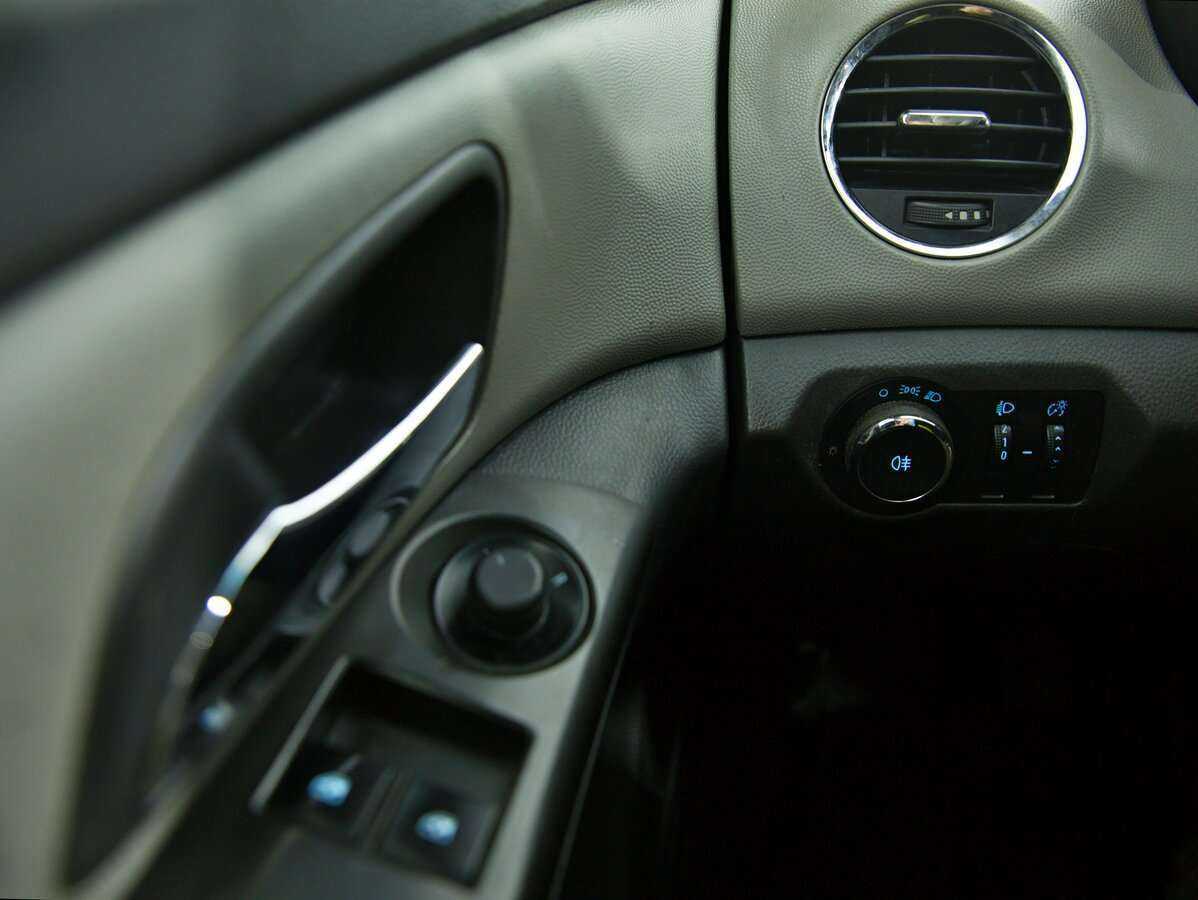 Chevrolet Cruze б/у, 2013, Механическая. Фото: #18