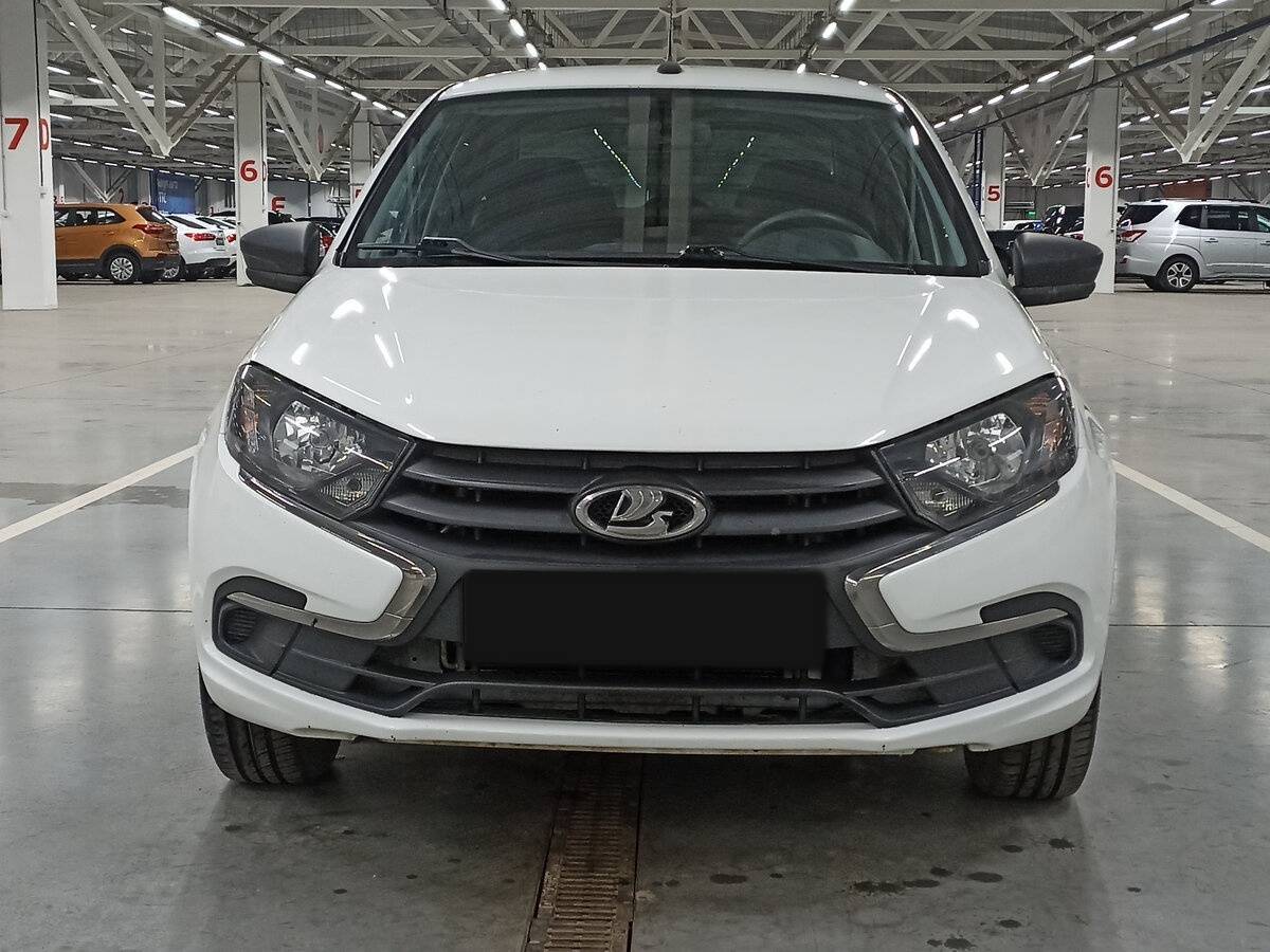 Lada (ВАЗ) Granta б/у, 2021, Механическая. Фото: #1