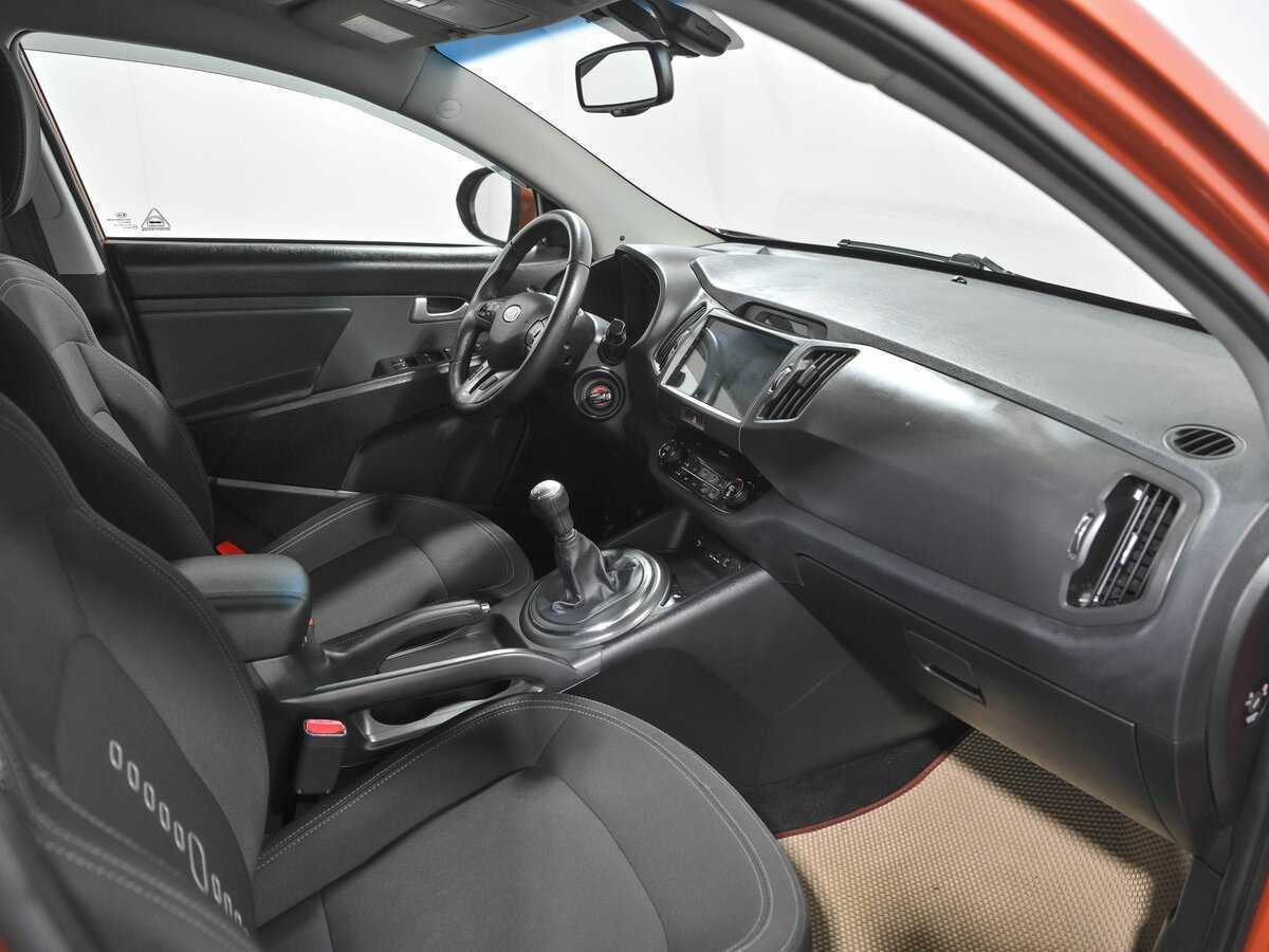 Kia Sportage б/у, 2012, Механическая. Фото: #15