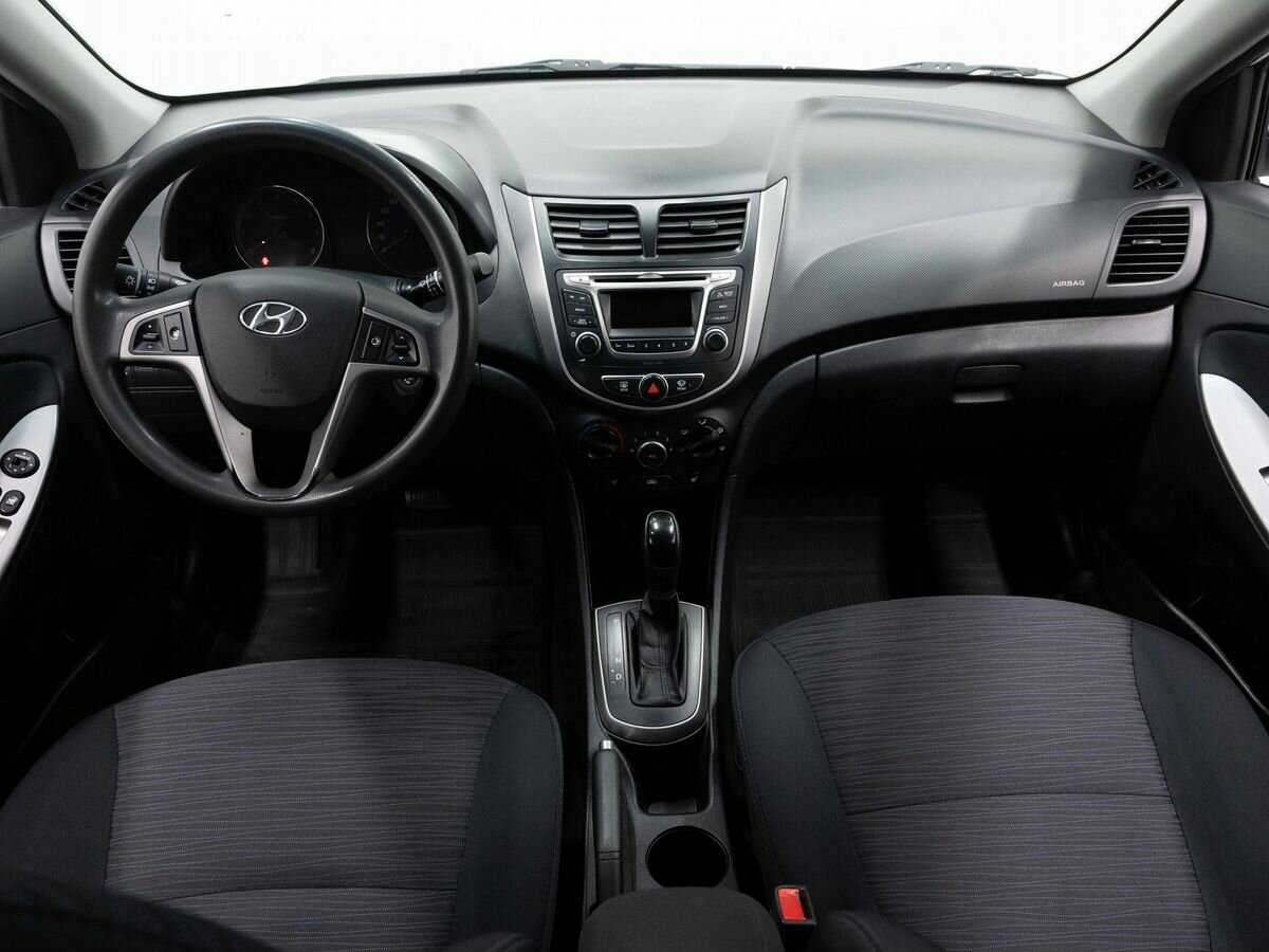 Hyundai Solaris б/у, 2015, Автоматическая. Фото: #11