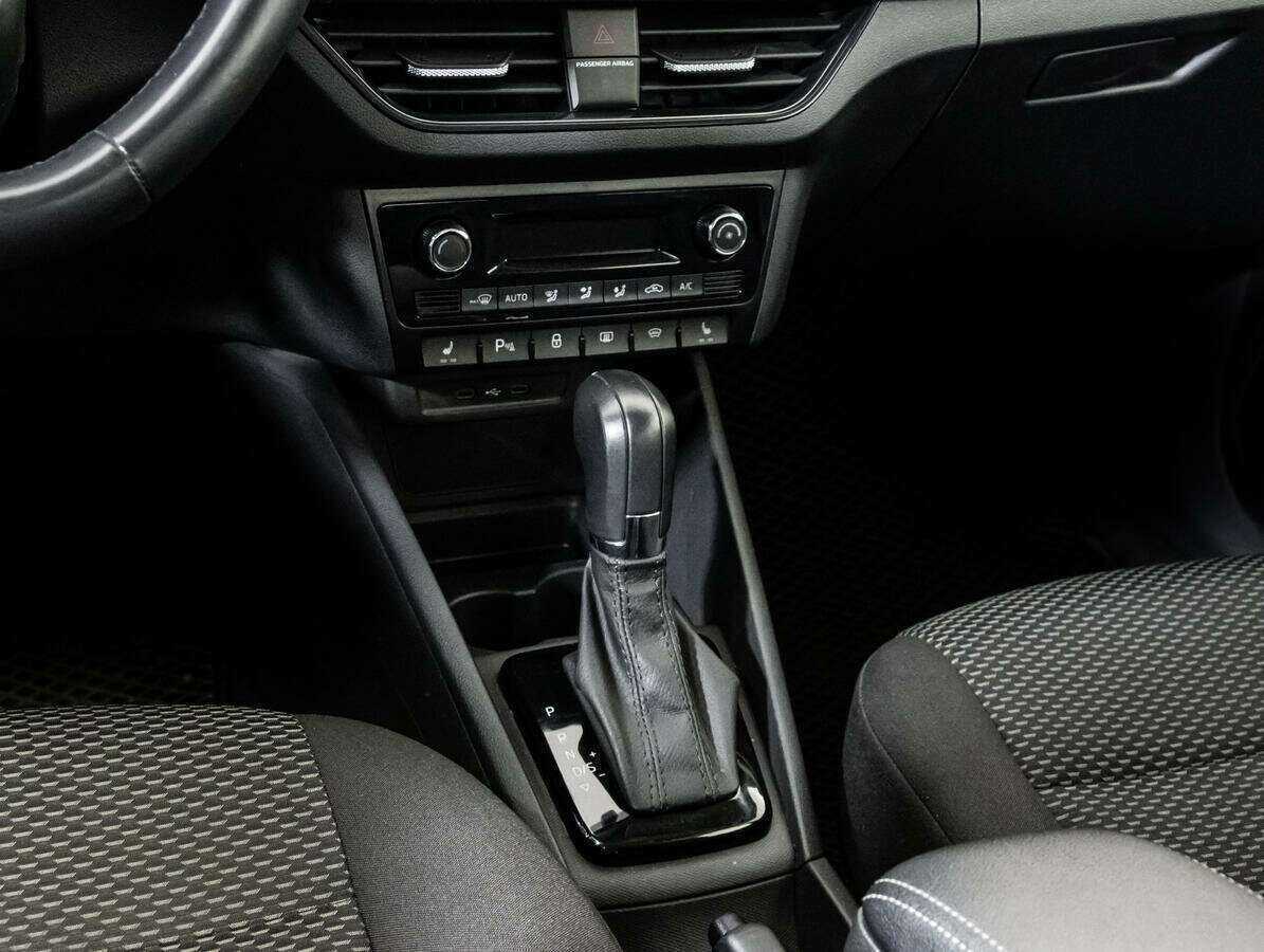 Volkswagen Polo б/у, 2021, Автоматическая. Фото: #12