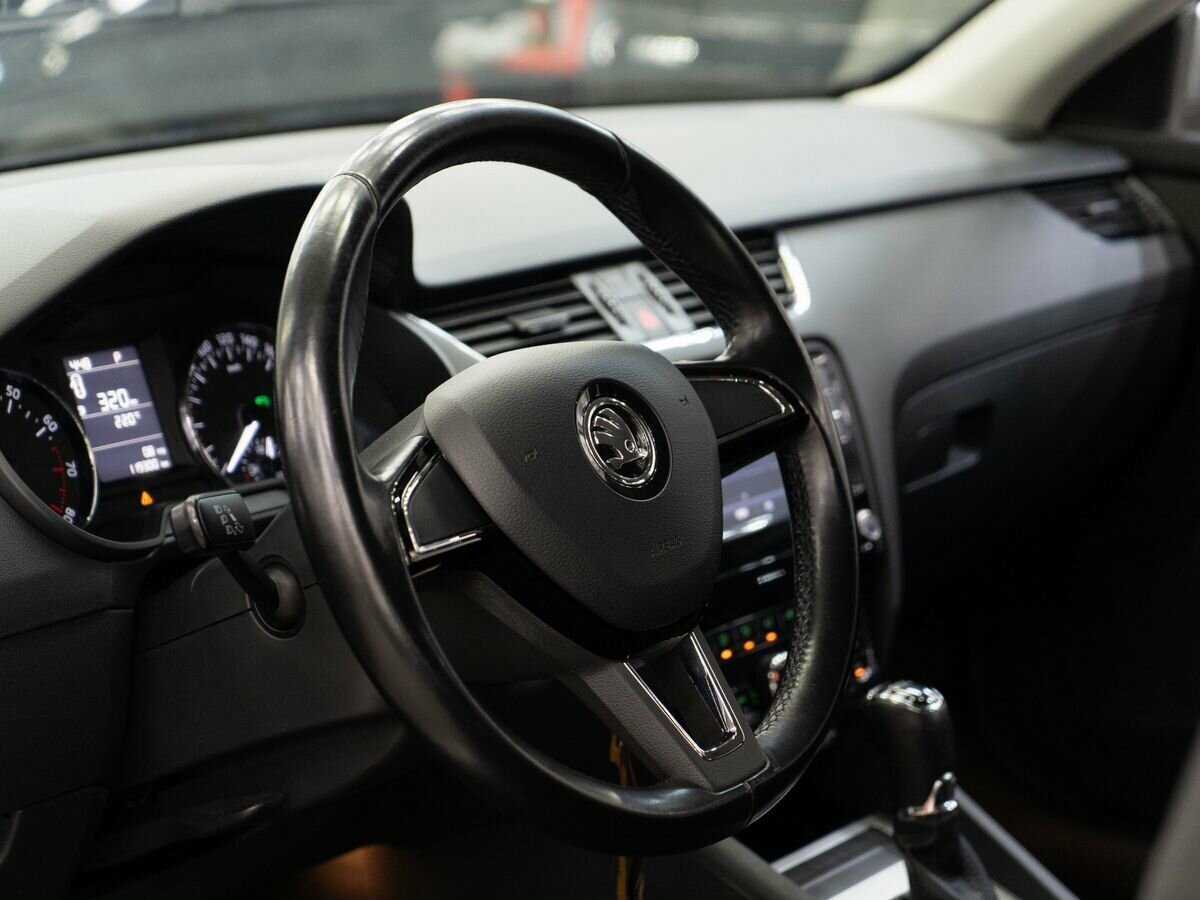 Skoda Octavia б/у, 2017, Роботизированная. Фото: #4