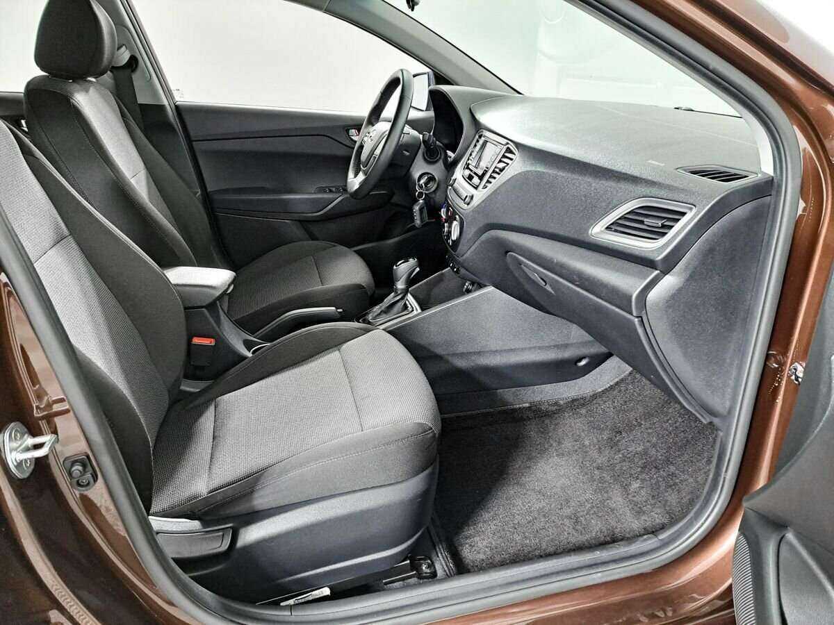 Hyundai Solaris б/у, 2021, Автоматическая. Фото: #9