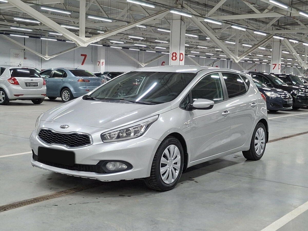 Kia Ceed б/у, 2013, Механическая. Фото: #0