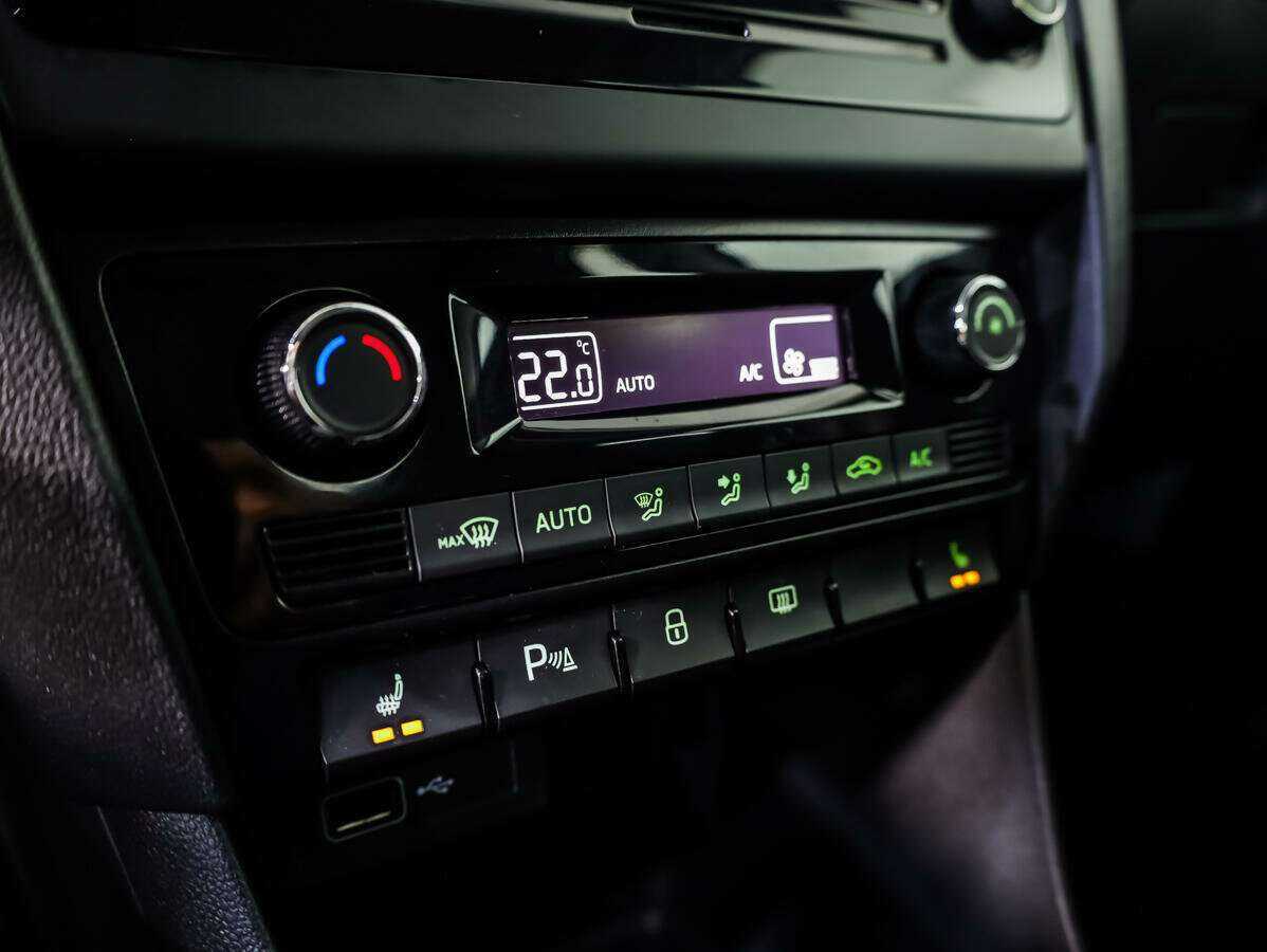 Skoda Rapid б/у, 2018, Роботизированная. Фото: #12