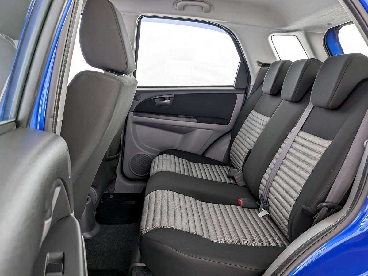 Suzuki SX4 б/у, 2013, Автоматическая. Фото: #9