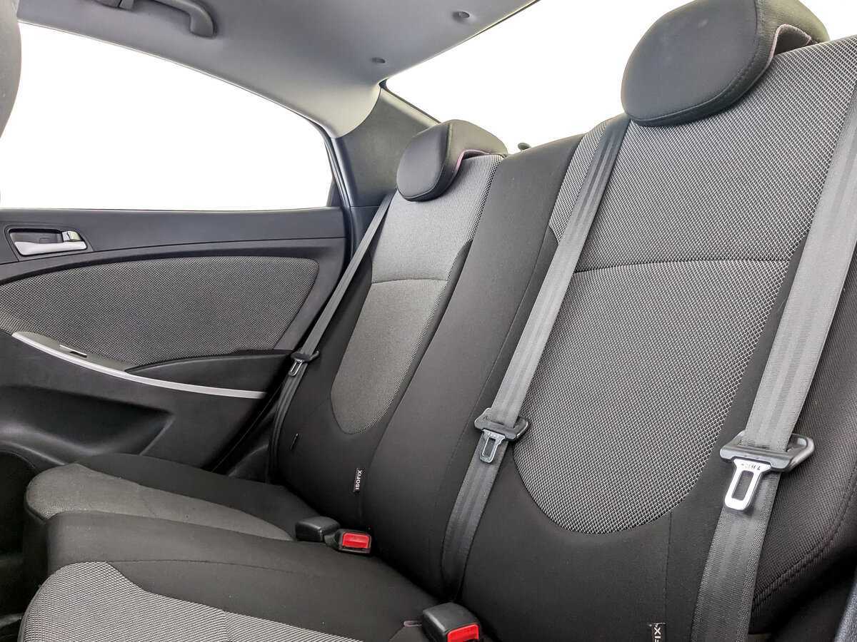 Hyundai Solaris б/у, 2012, Автоматическая. Фото: #9