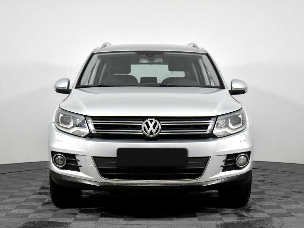 Volkswagen Tiguan б/у, 2012, Автоматическая. Фото: #1