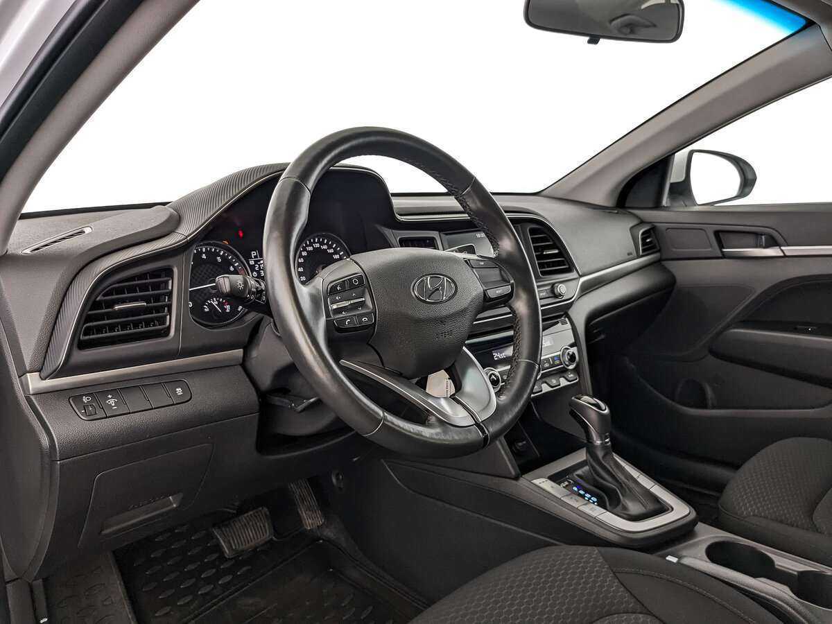 Hyundai Elantra б/у, 2020, Автоматическая. Фото: #14