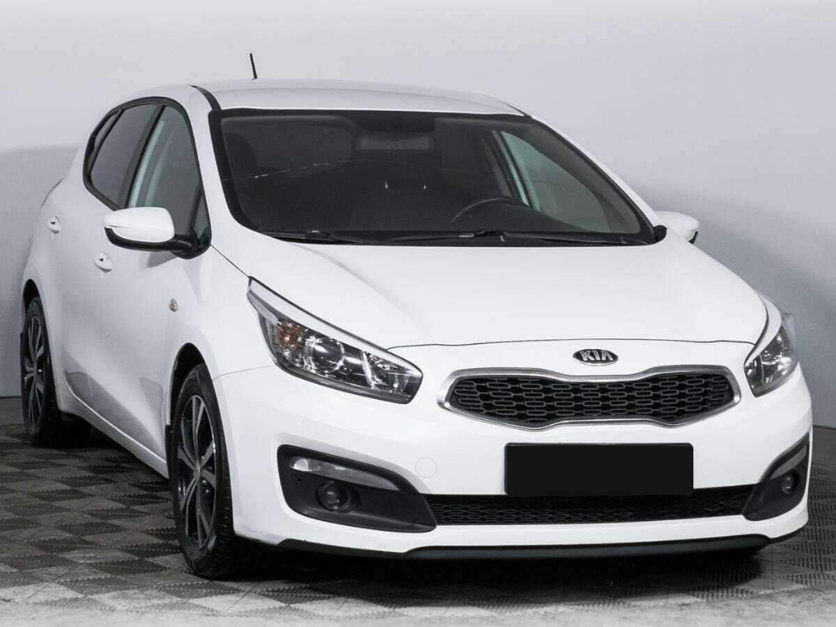 Kia Ceed б/у, 2016, Автоматическая. Фото: #2