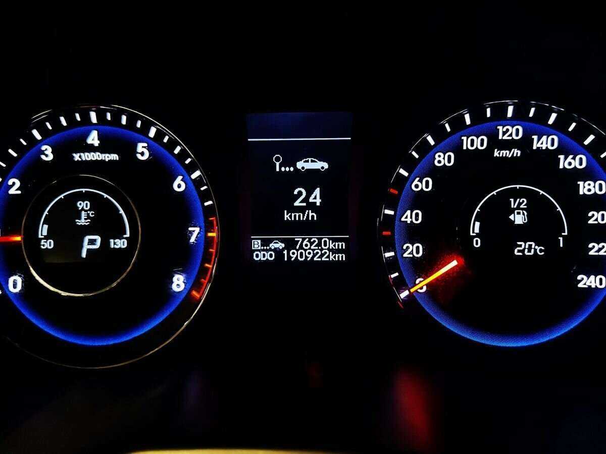 Hyundai i40 б/у, 2015, Автоматическая. Фото: #15