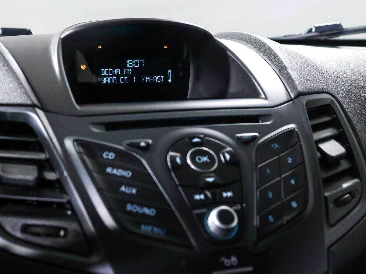 Ford Fiesta б/у, 2017, Роботизированная. Фото: #15