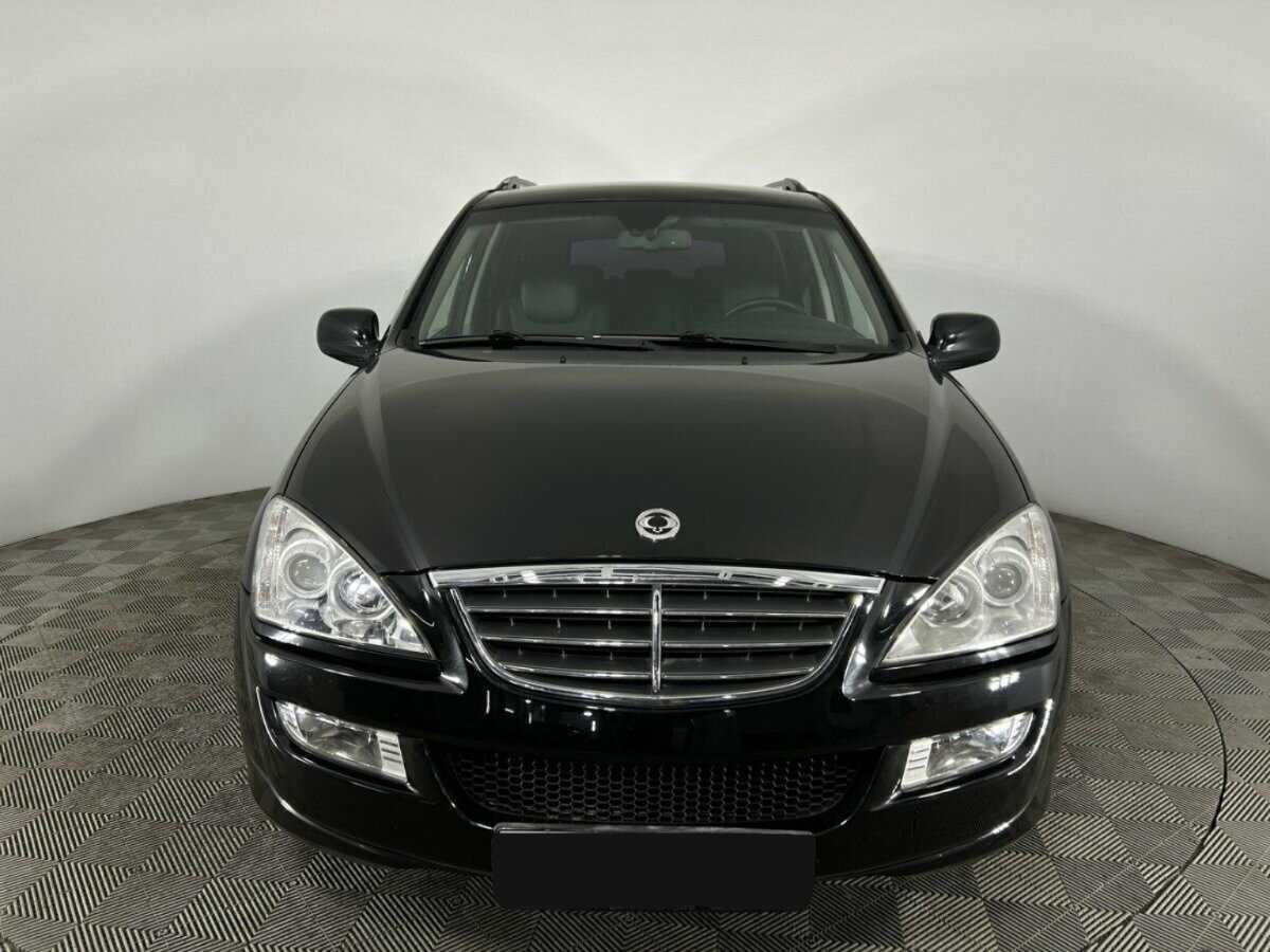 SsangYong Kyron б/у, 2013, Автоматическая. Фото: #1