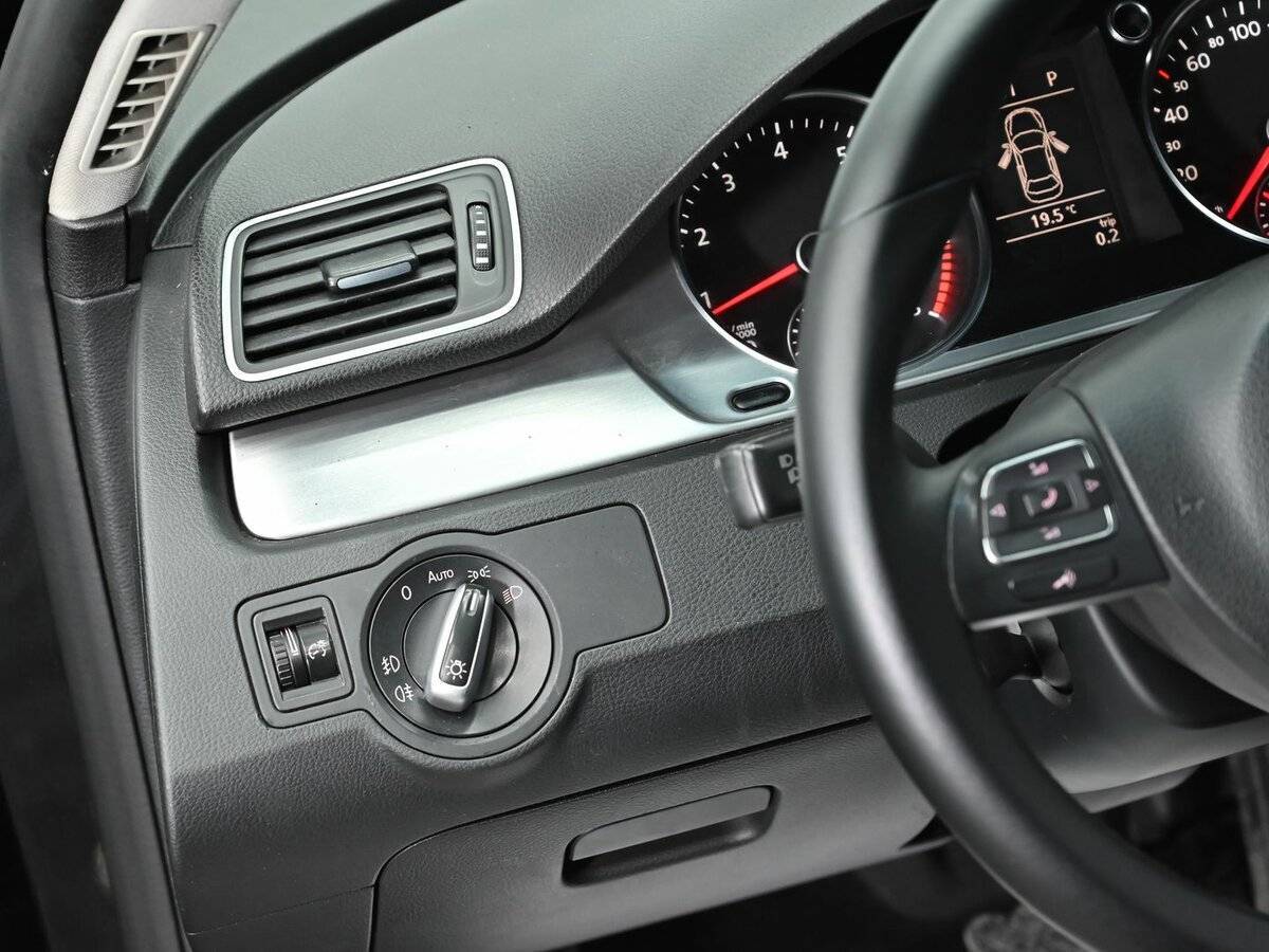 Volkswagen Passat б/у, 2012, Роботизированная. Фото: #8