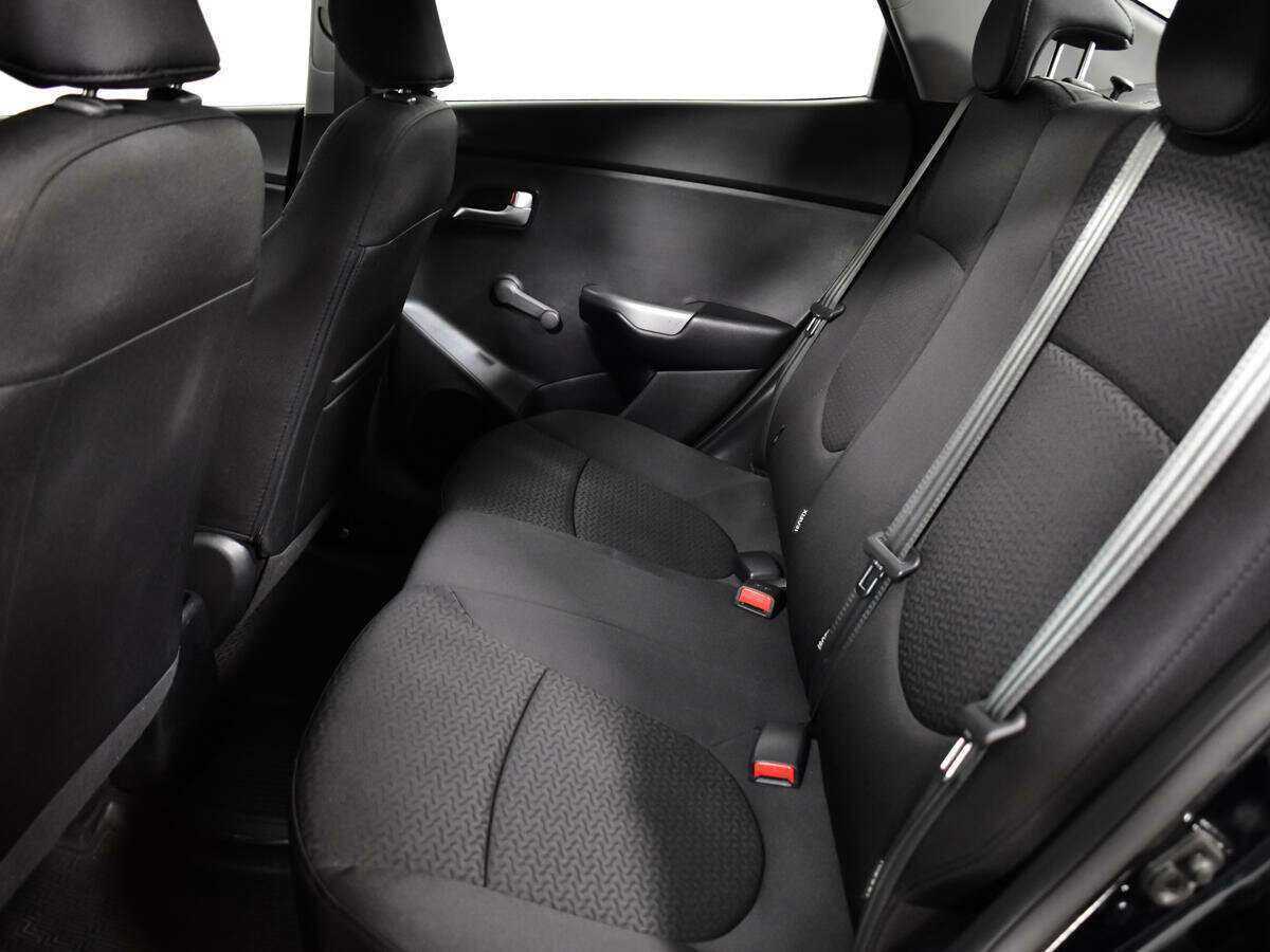 Kia Rio б/у, 2017, Автоматическая. Фото: #9