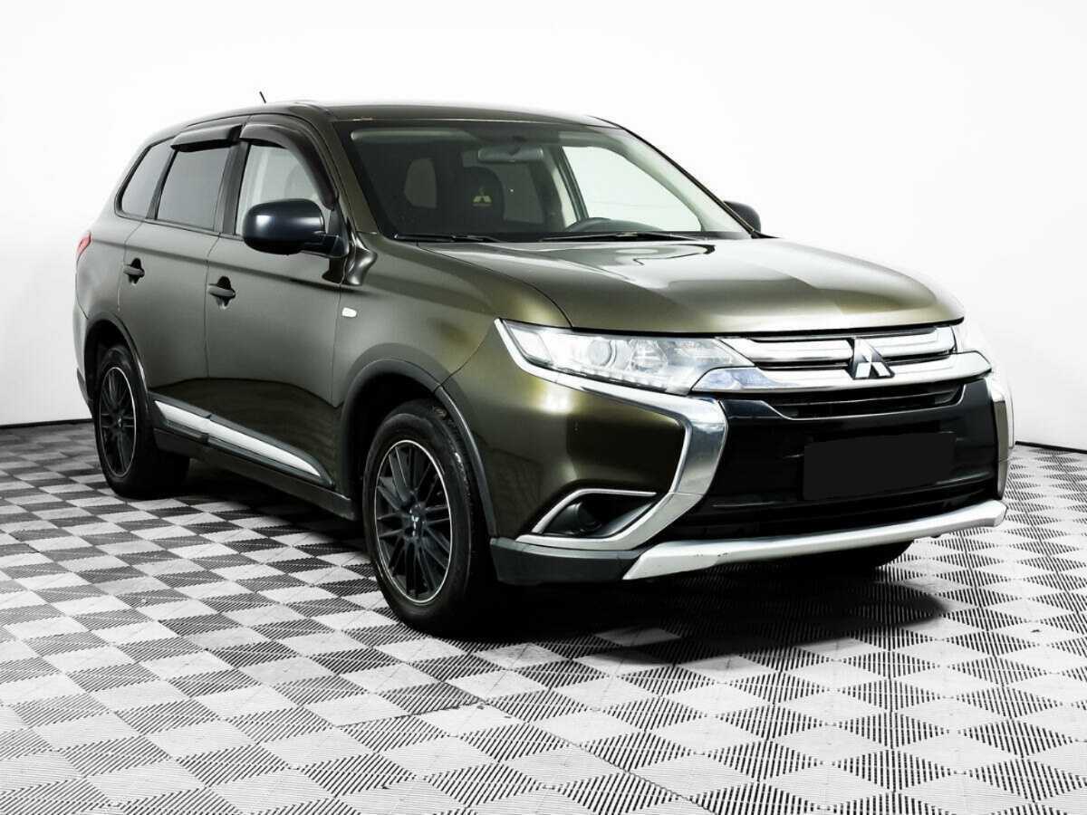 Mitsubishi Outlander б/у, 2016, Вариатор. Фото: #2