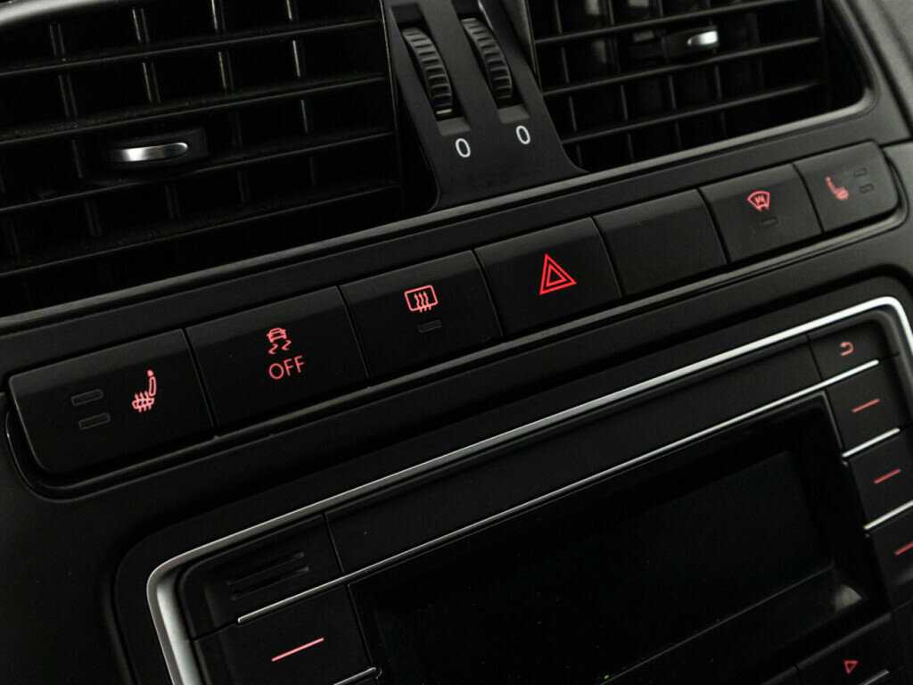 Volkswagen Polo б/у, 2016, Механическая. Фото: #15