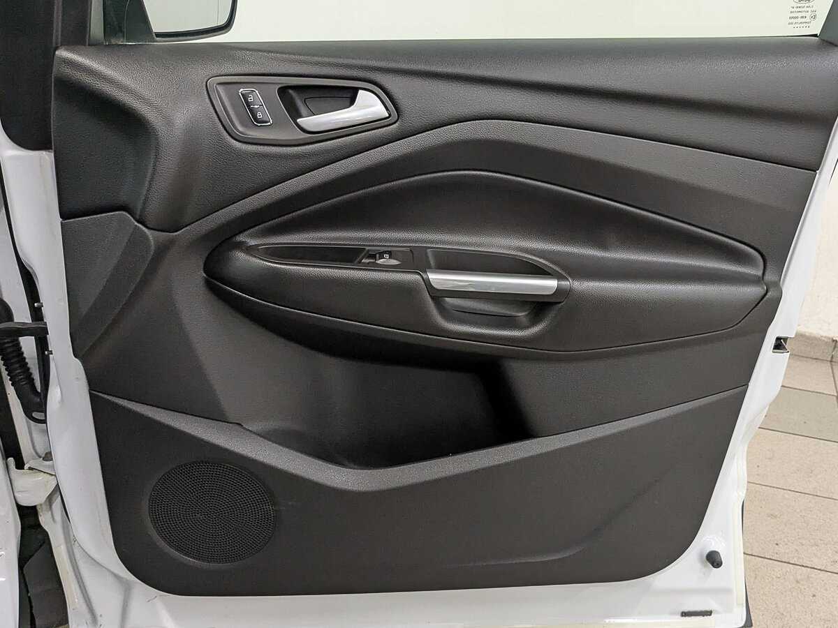 Ford Kuga б/у, 2014, Автоматическая. Фото: #22