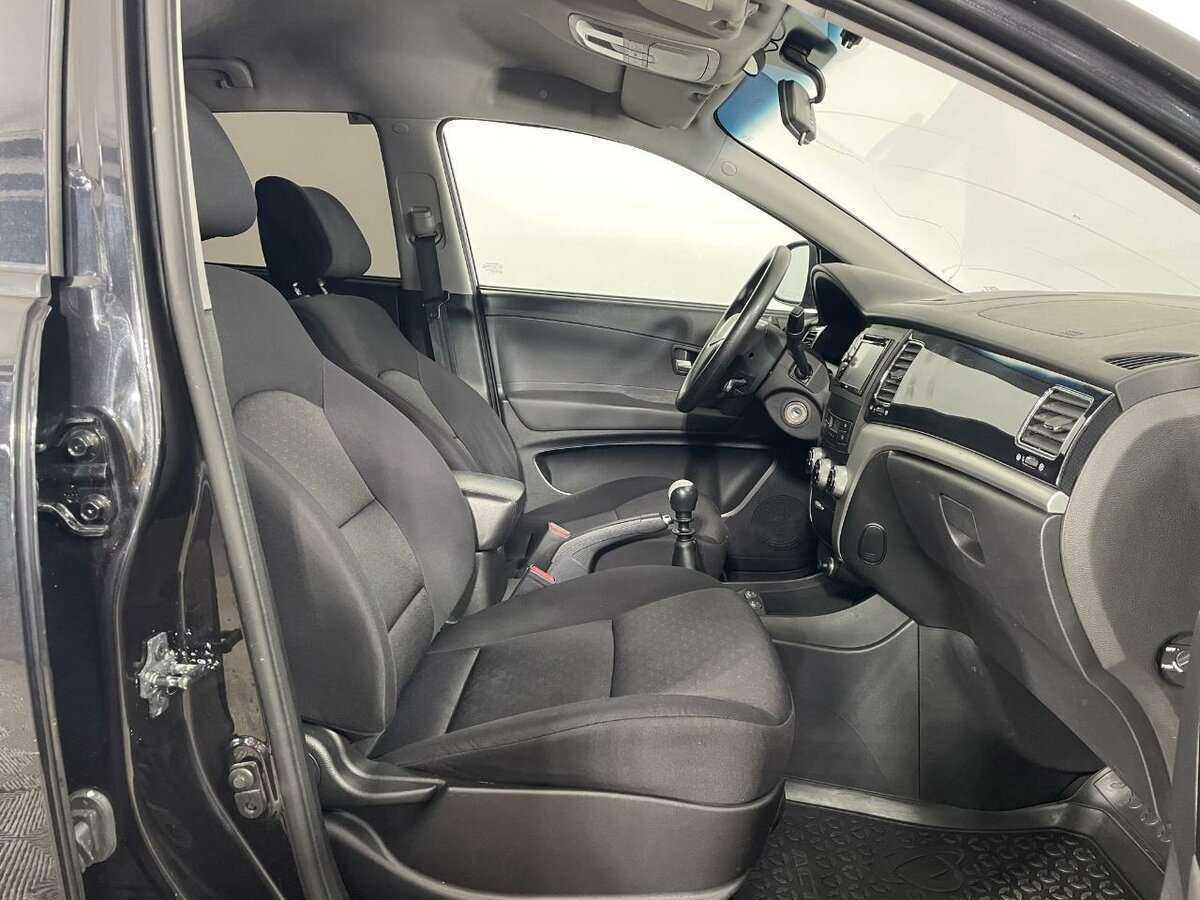SsangYong Actyon б/у, 2012, Механическая. Фото: #13