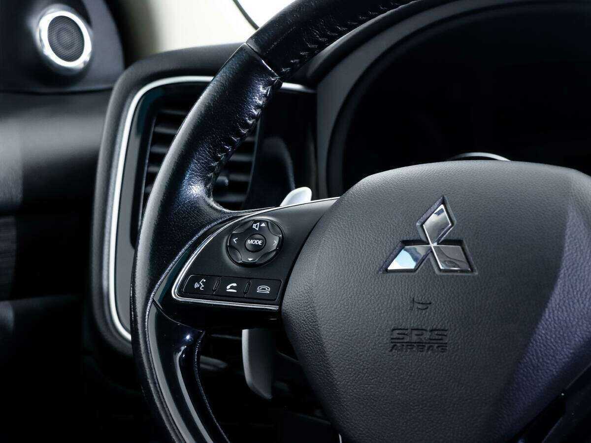Mitsubishi Outlander б/у, 2016, Вариатор. Фото: #18