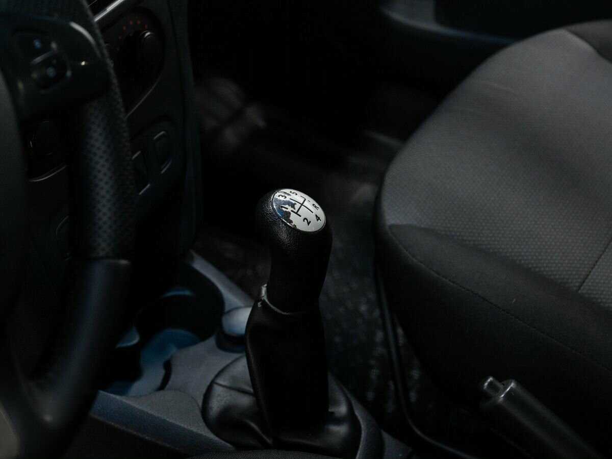 Renault Sandero б/у, 2016, Механическая. Фото: #13