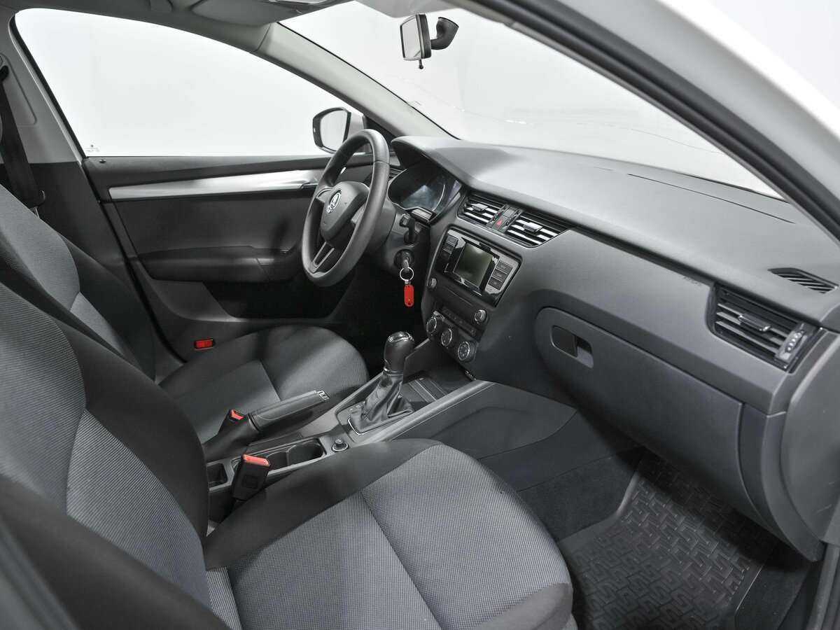 Skoda Octavia б/у, 2016, Автоматическая. Фото: #6