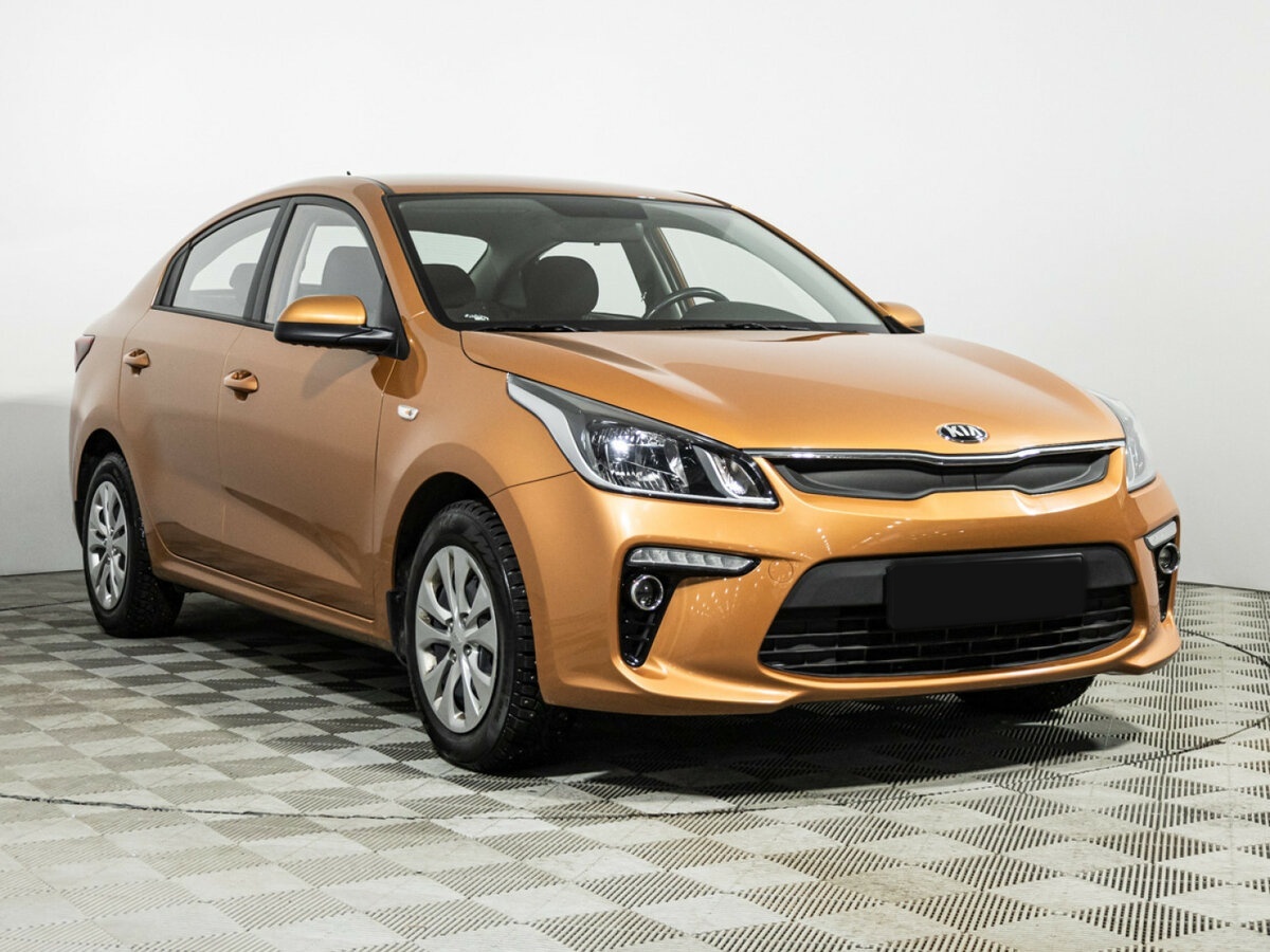 Kia Rio б/у, 2017, Автоматическая. Фото: #2