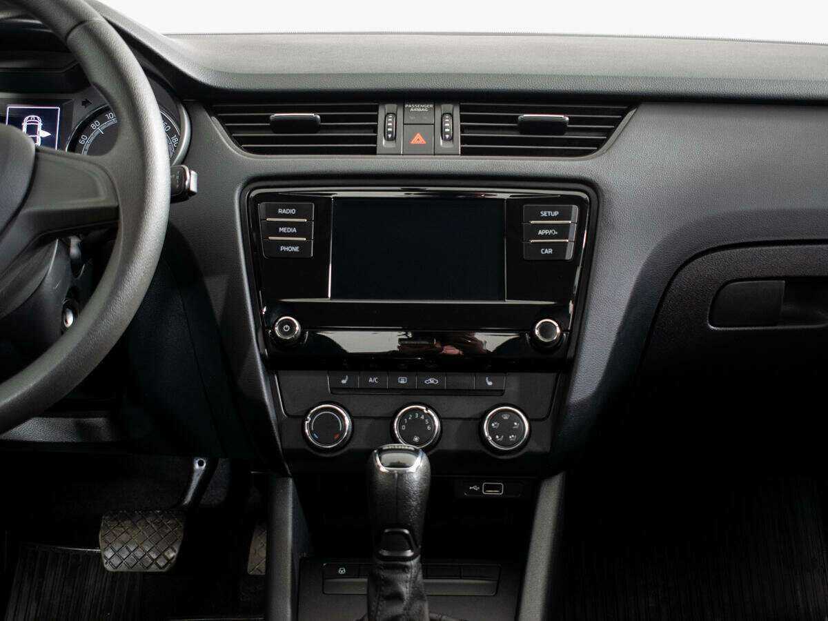 Skoda Octavia б/у, 2020, Автоматическая. Фото: #7