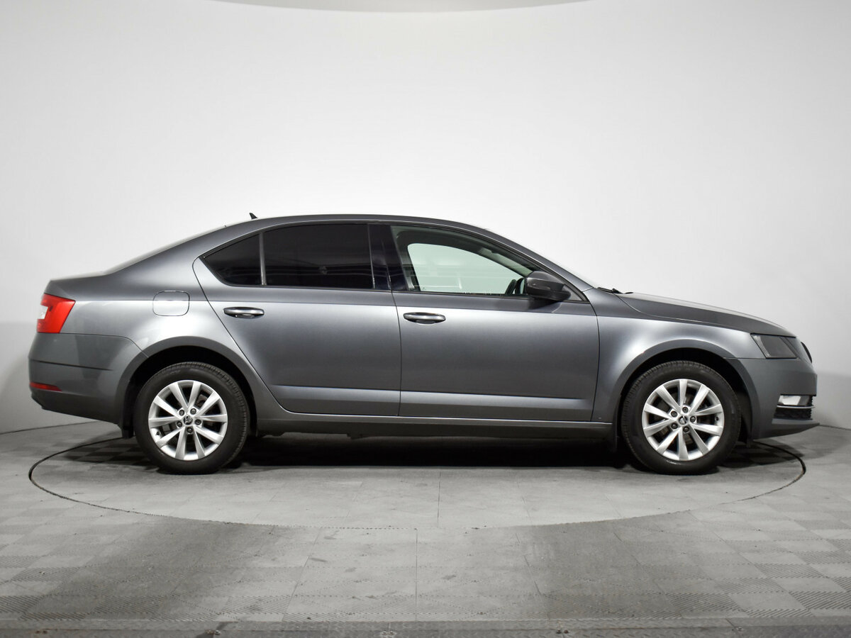 Skoda Octavia б/у, 2017, Роботизированная. Фото: #3