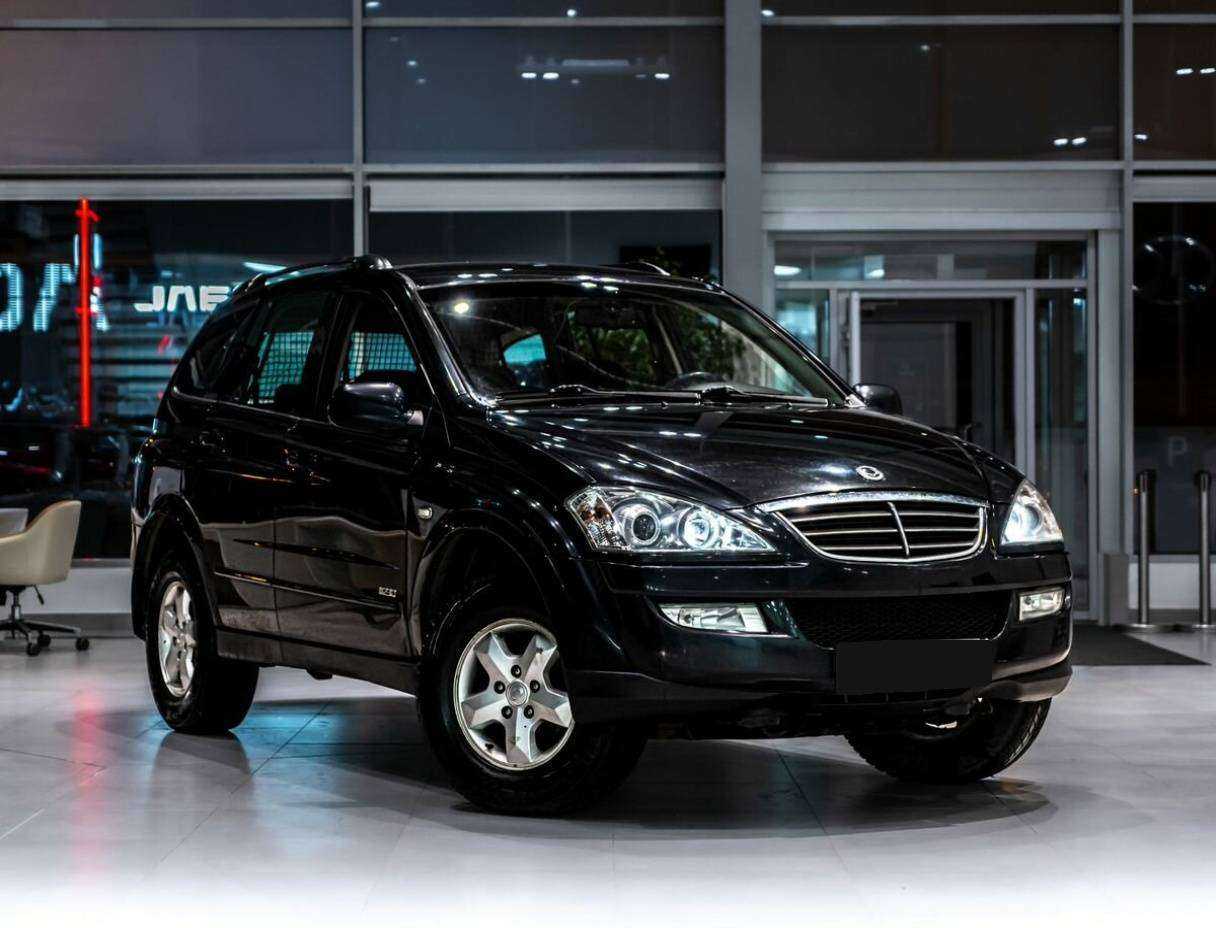 SsangYong Kyron б/у, 2013, Автоматическая. Фото: #1