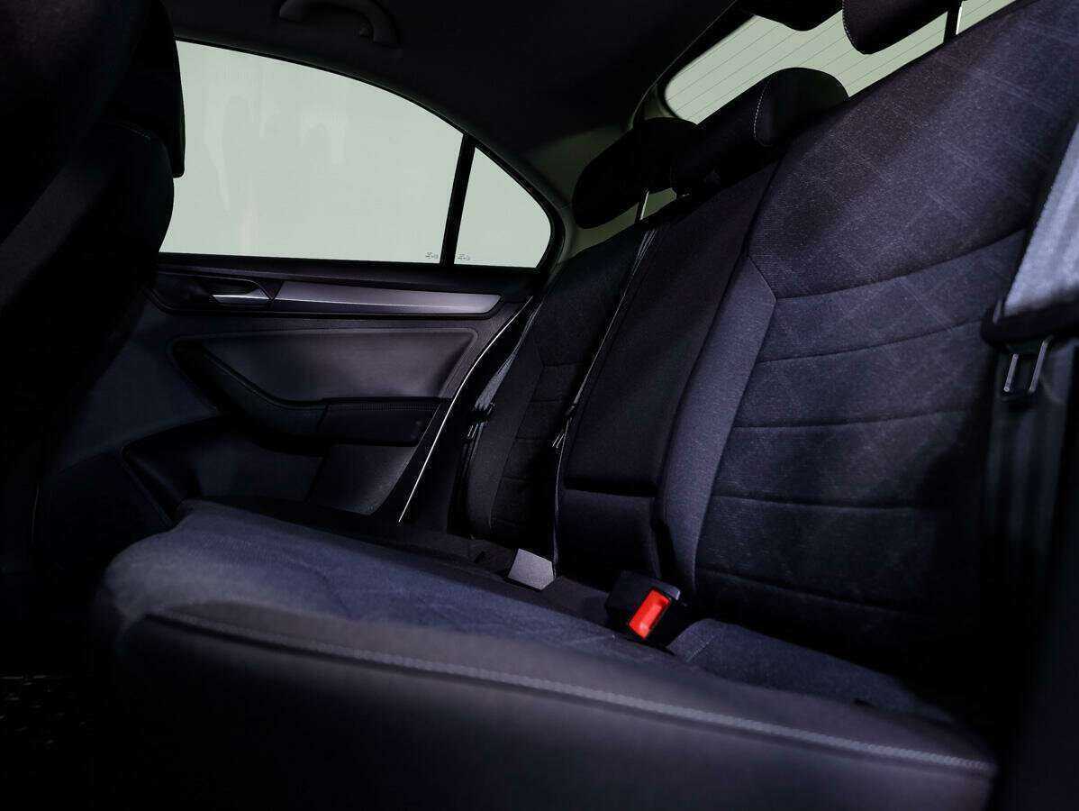 Volkswagen Polo б/у, 2020, Автоматическая. Фото: #11