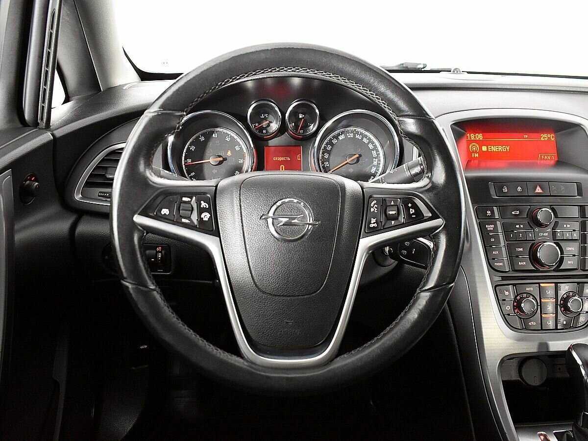 Opel Astra б/у, 2012, Автоматическая. Фото: #10