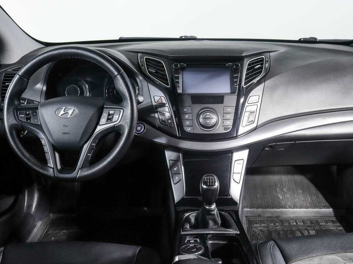Hyundai i40 б/у, 2013, Механическая. Фото: #11