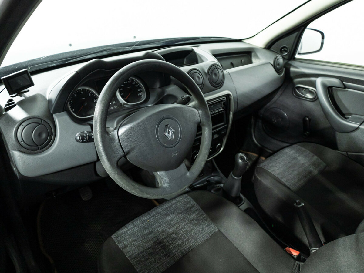 Renault Duster б/у, 2014, Механическая. Фото: #8