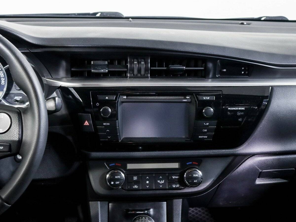 Toyota Corolla б/у, 2014, Механическая. Фото: #9