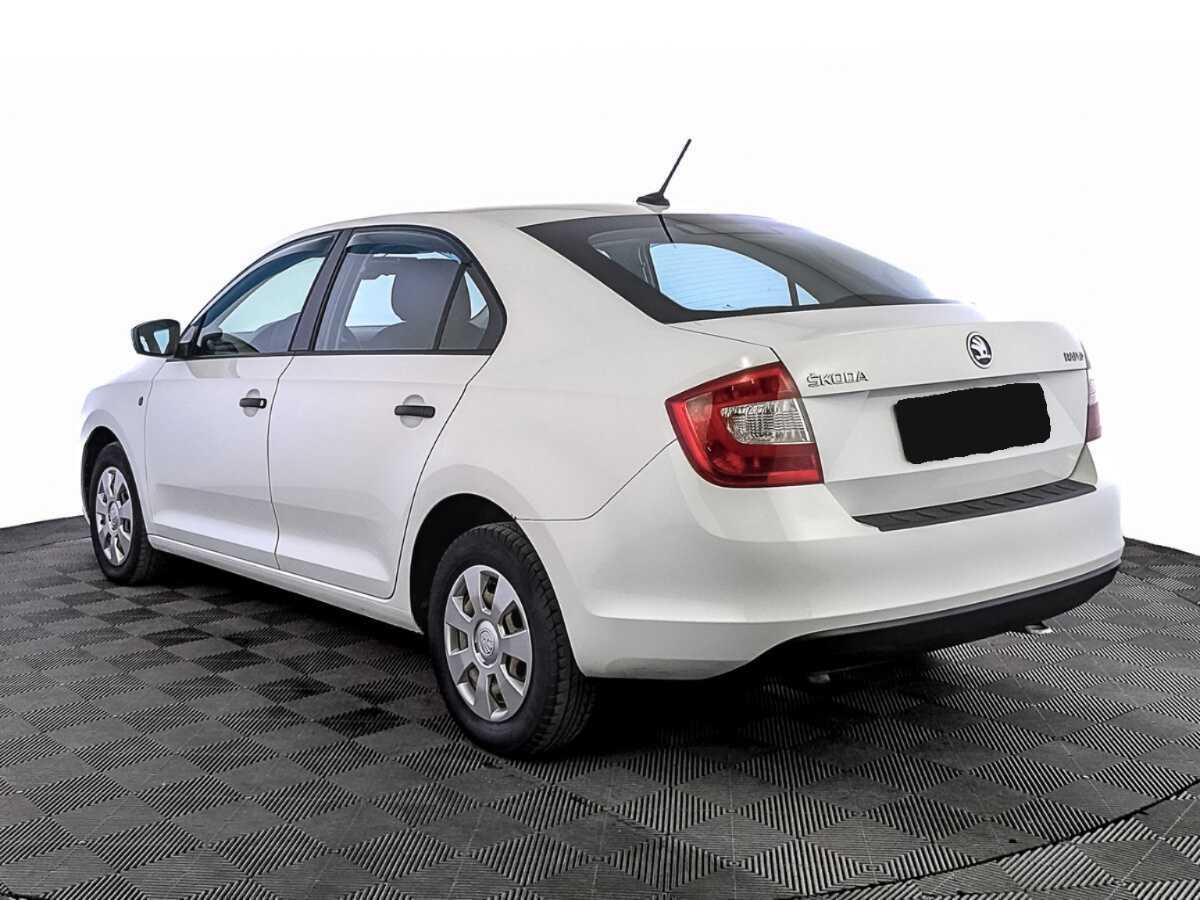 Skoda Rapid б/у, 2017, Механическая. Фото: #6