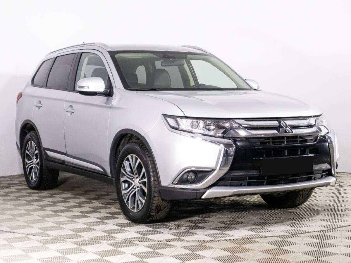 Mitsubishi Outlander б/у, 2015, Вариатор. Фото: #2