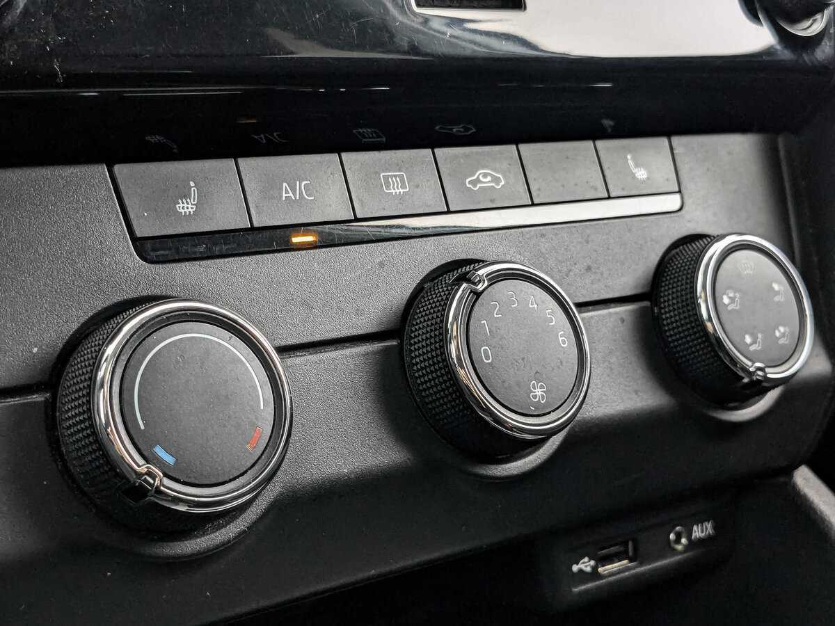 Skoda Octavia б/у, 2017, Механическая. Фото: #15