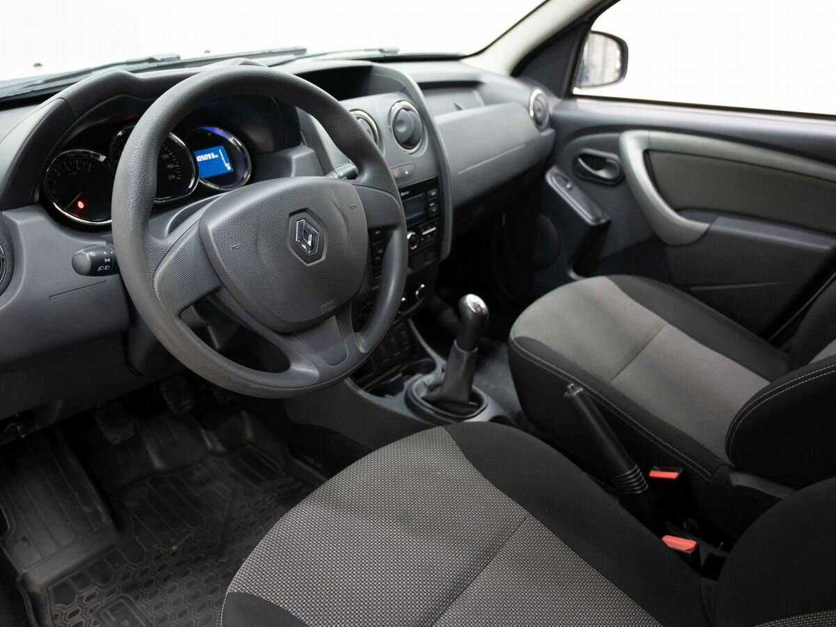 Renault Duster б/у, 2017, Механическая. Фото: #6