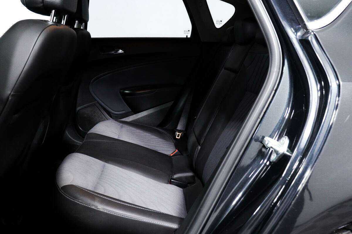 Opel Astra б/у, 2014, Автоматическая. Фото: #11