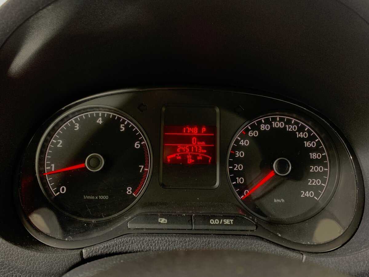 Volkswagen Polo б/у, 2013, Автоматическая. Фото: #14