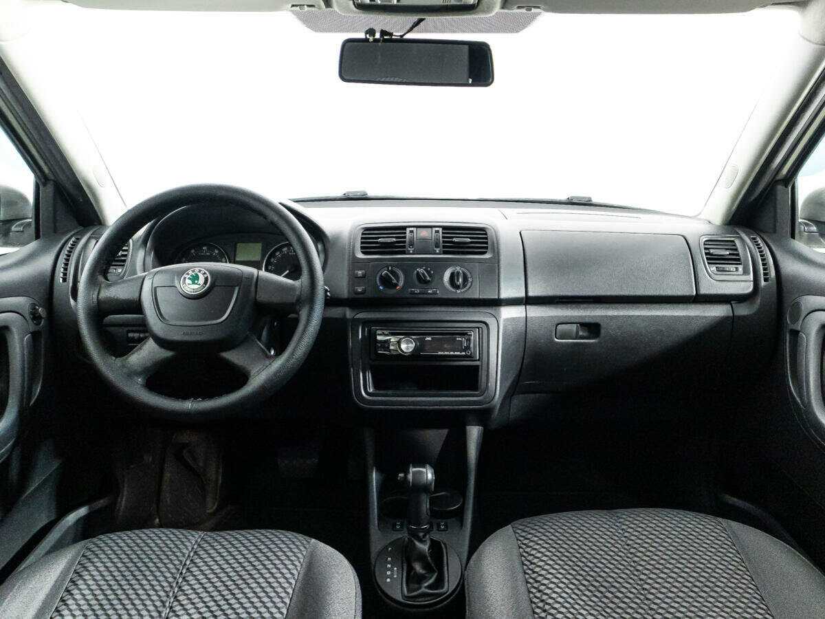 Skoda Fabia б/у, 2012, Автоматическая. Фото: #11