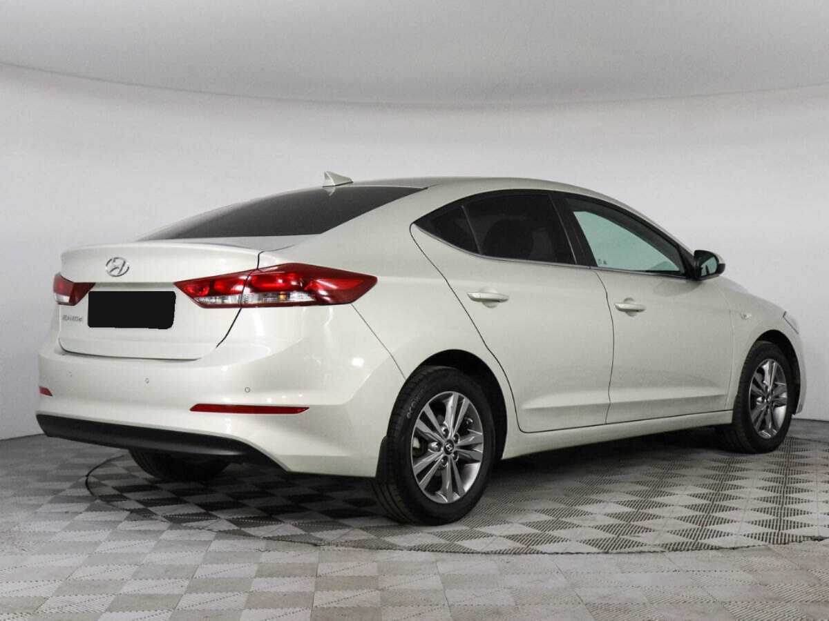 Hyundai Elantra б/у, 2017, Автоматическая. Фото: #4