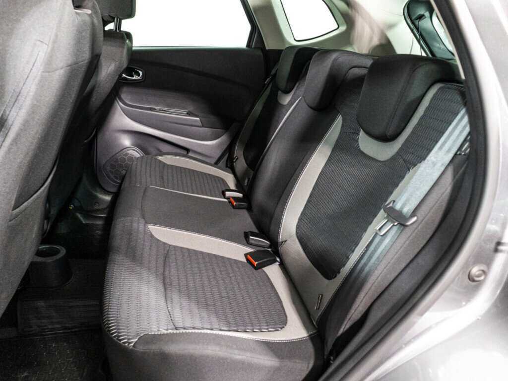 Renault Kaptur б/у, 2016, Вариатор. Фото: #9