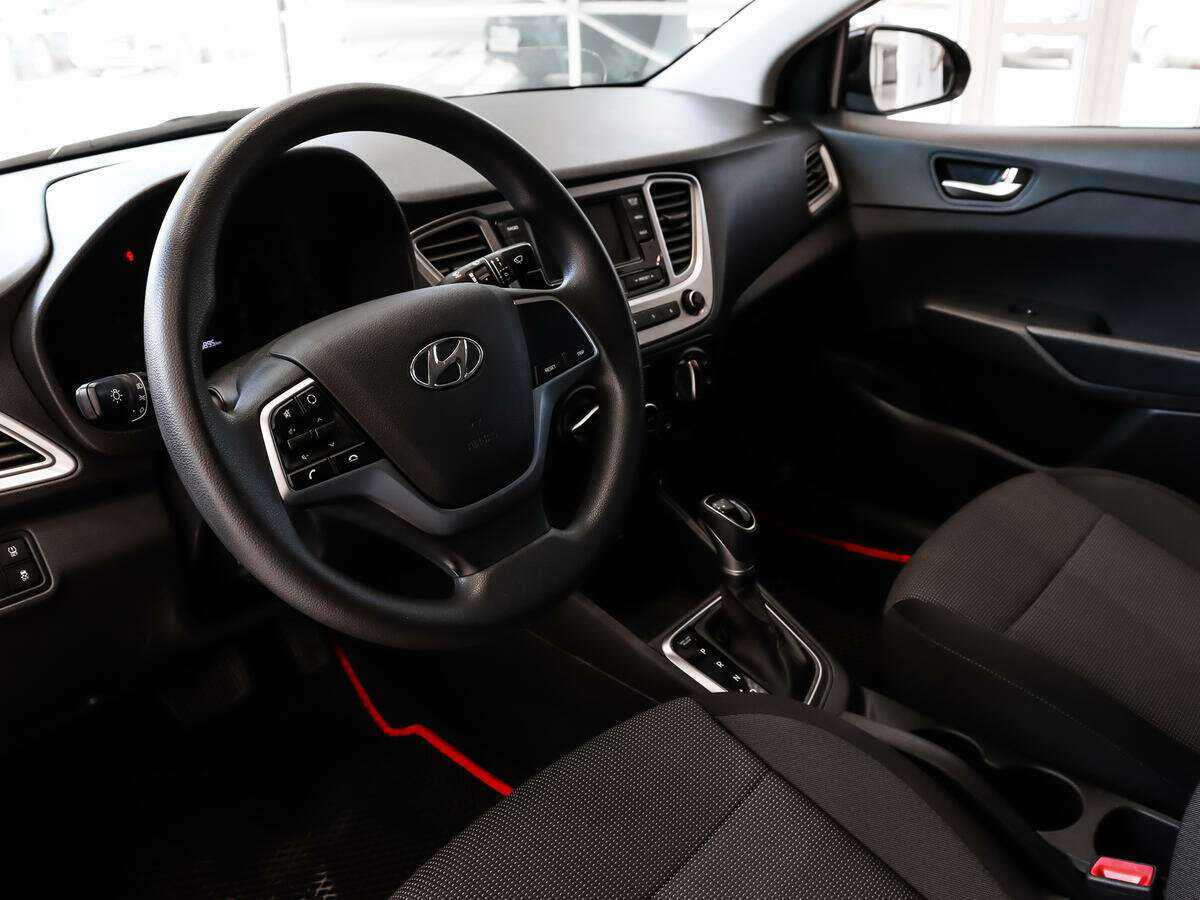 Hyundai Solaris б/у, 2021, Автоматическая. Фото: #8