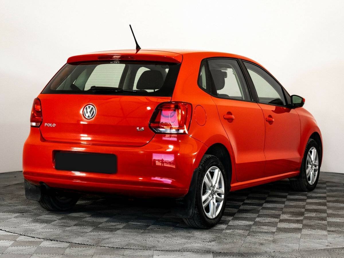 Volkswagen Polo б/у, 2013, Механическая. Фото: #4